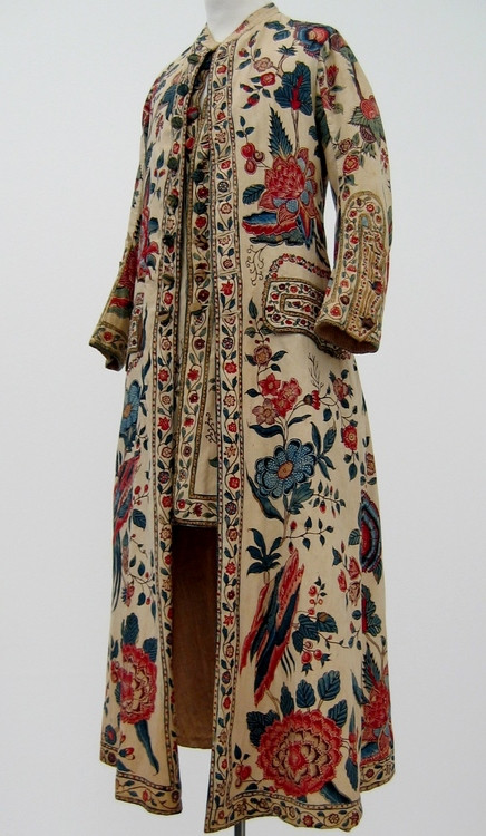 Men's dressing gown with attached waistcoat, chintz, c. 1750-1799